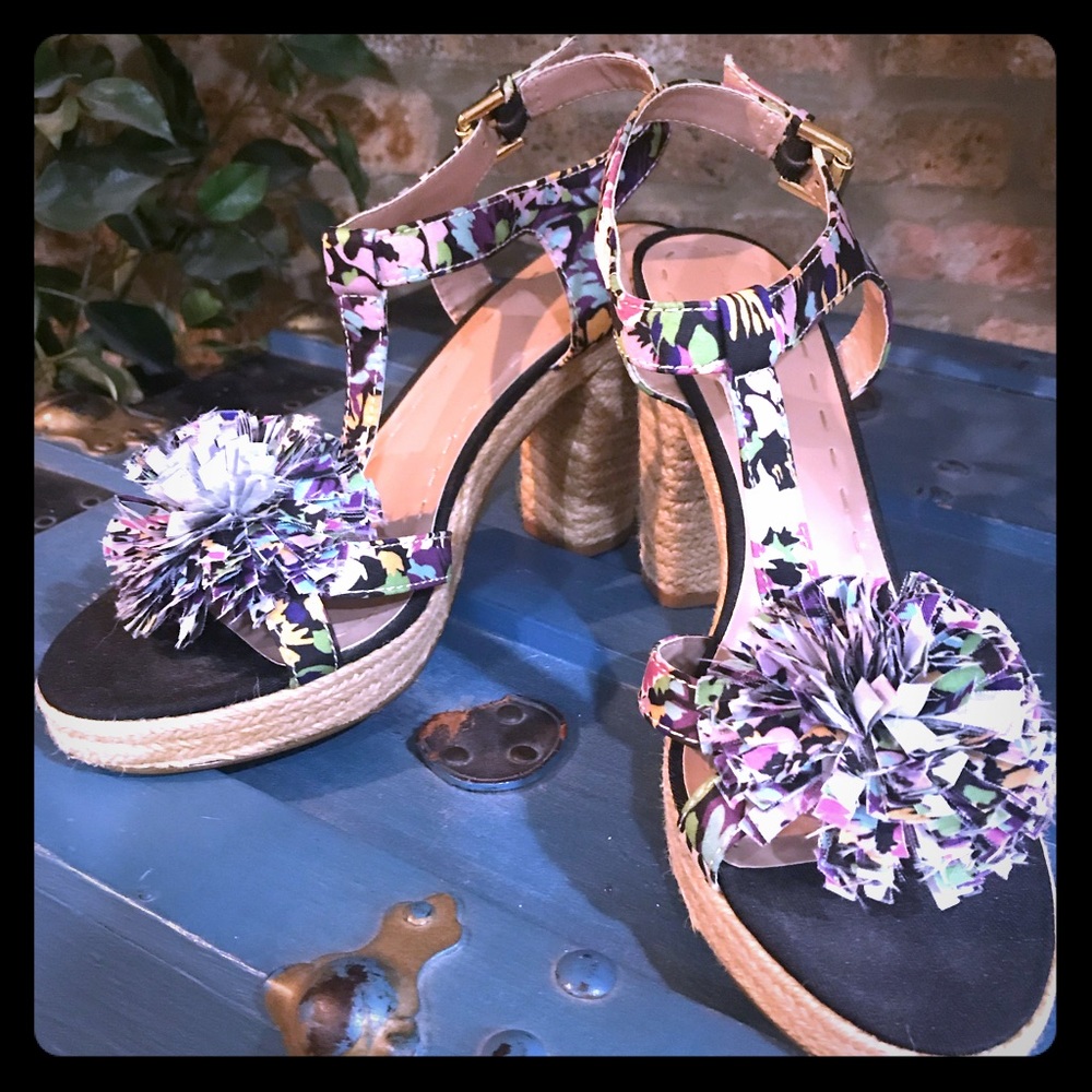 Tahari Bangle T-strap sandal.